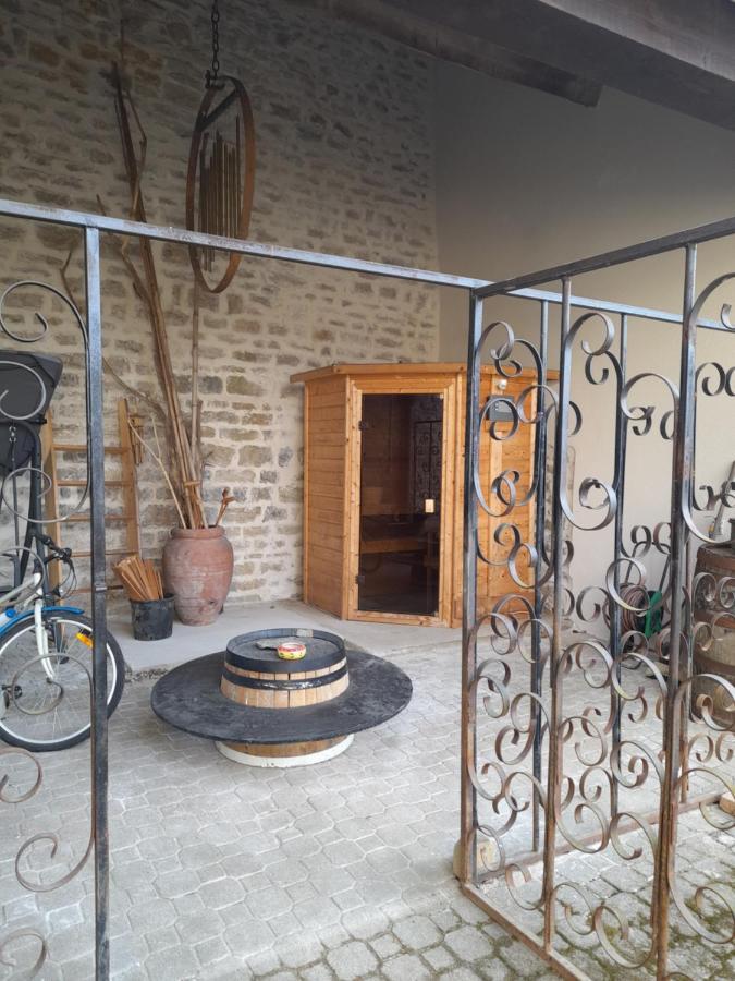 Chambre Du Jura Saint-Germain-les-Arlay Exterior photo